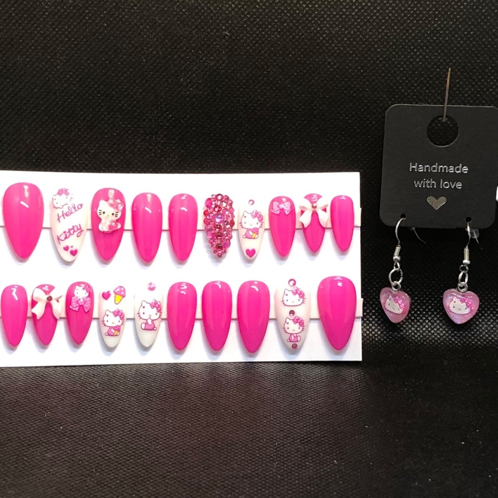 HELLO KITTY Handmade Custom Press On Nails Hello Kitty Nails & Matching Earrings